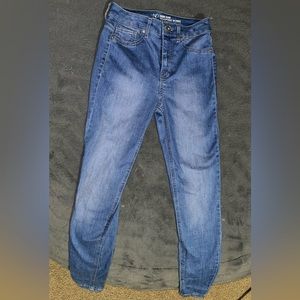 High Rise Sculpting Skinny Jeans from No Boundaries Women’s Size 9